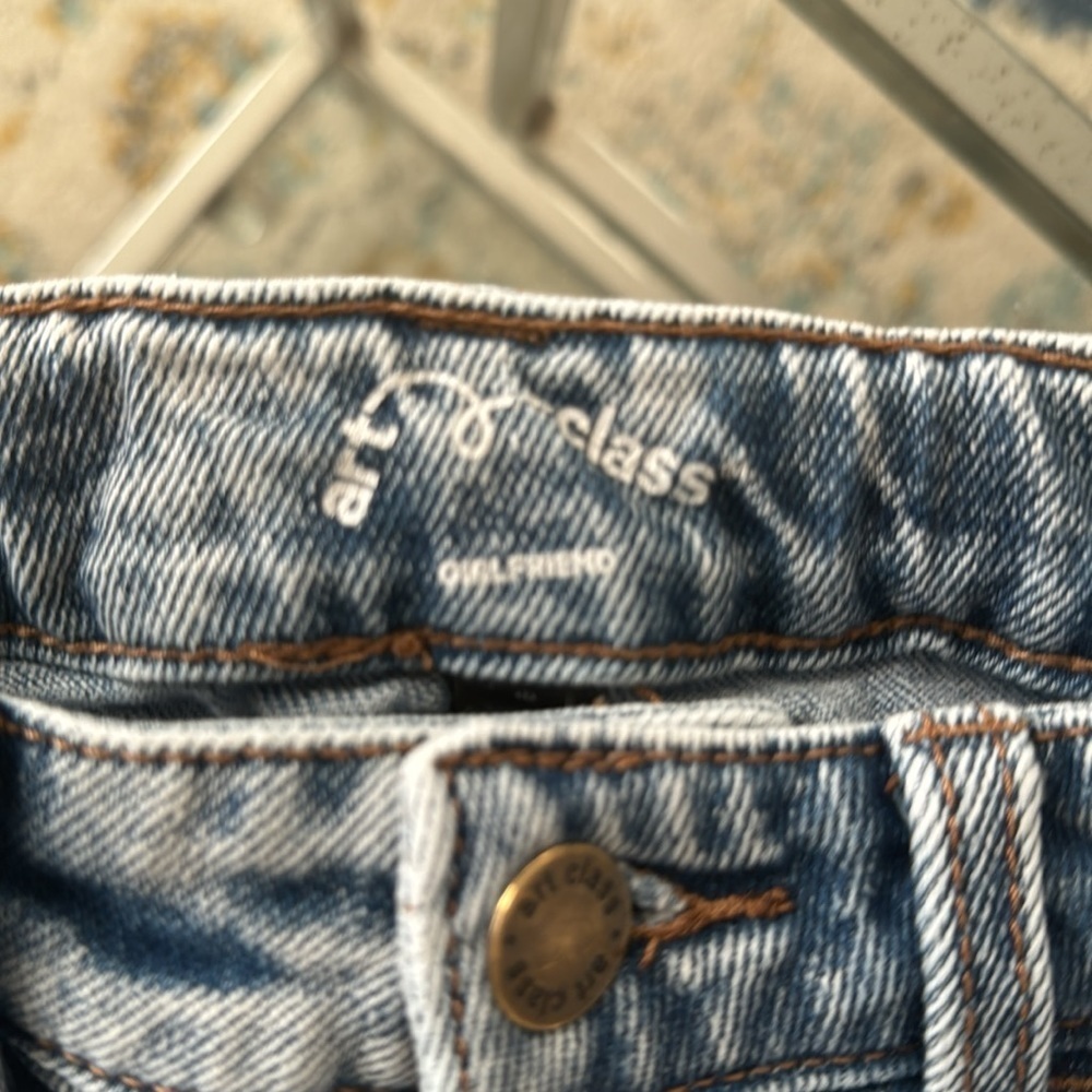 Target girlfriend jeans🆕 - Picture 3 of 9